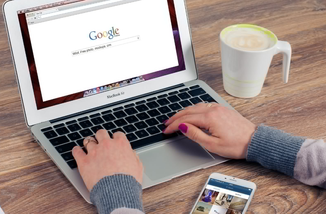 someone doing google search
